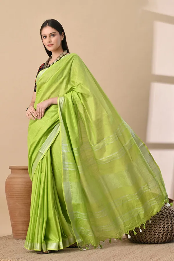 Kelly_Green_Linen_Blend_Handloom_Saree_With_Blouse_Piece