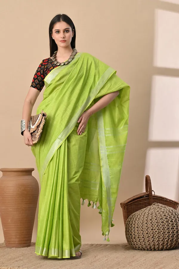 Kelly_Green_Linen_Blend_Handloom_Saree_With_Blouse_Piece