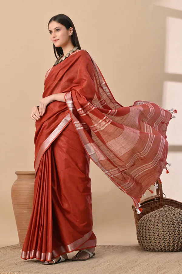 Sienna_Brown_Linen_Blend_Handloom_Saree_With_Blouse_Piece