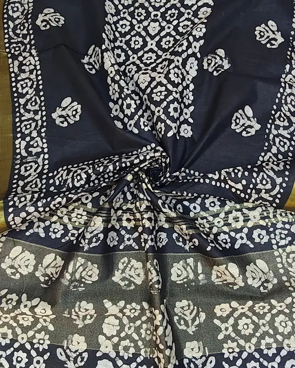 Authentic_Linen_Cotton_Blend_Handloom_Batik_Print_Saree_(GLBR_Gold-Black)