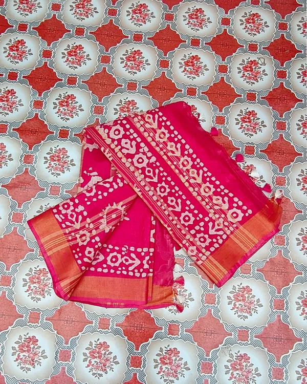 Authentic_Linen_Cotton_Blend_Handloom_Batik_Print_Saree_(GLBR_Gold-Deep_Pink)