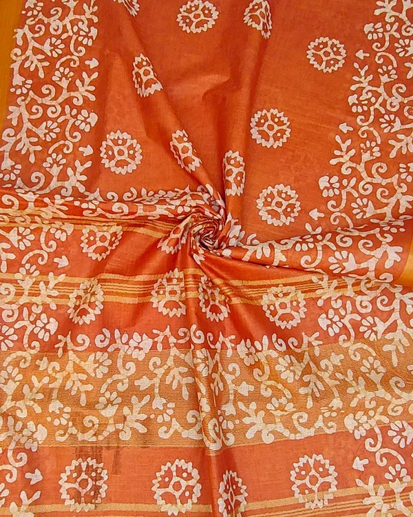 Authentic_Linen_Cotton_Blend_Handloom_Batik_Print_Saree_(GLBR_Gold-Dusty_Orange)