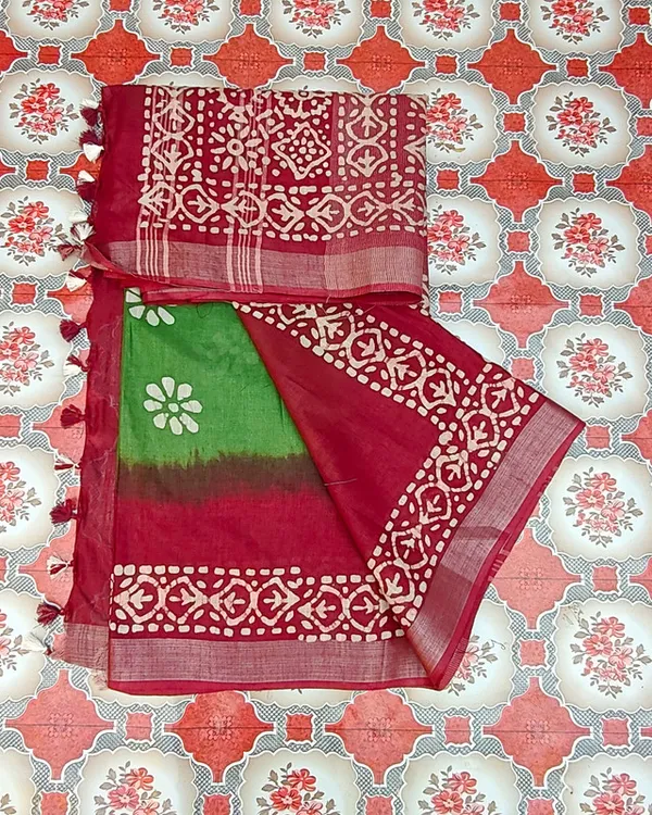 Authentic_Linen_Cotton_Blend_Handloom_Tie-Dye_Batik_Print_Saree_with_Blouse_Piece_(SLBR_Lawn_Green_&_Lawaiie_Maroon)