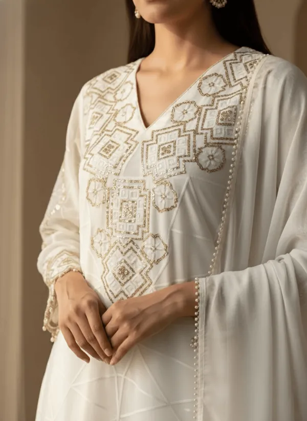 White_Georgette_Embroidery_Kurta_Palazzo_Set_With_Dupatta_For_Women
