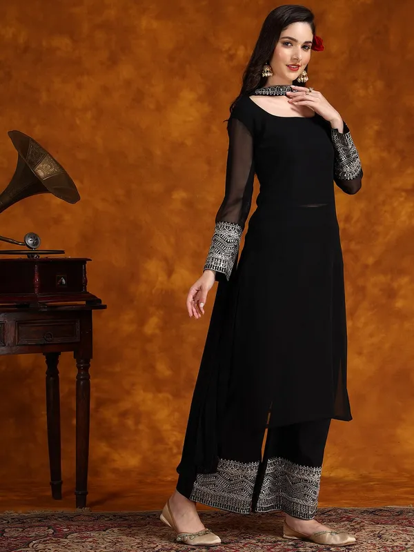 Black_Georgette_Ethnic_Border_Straight_Kurta_With_Palazzo_&_Dupatta_For_Women