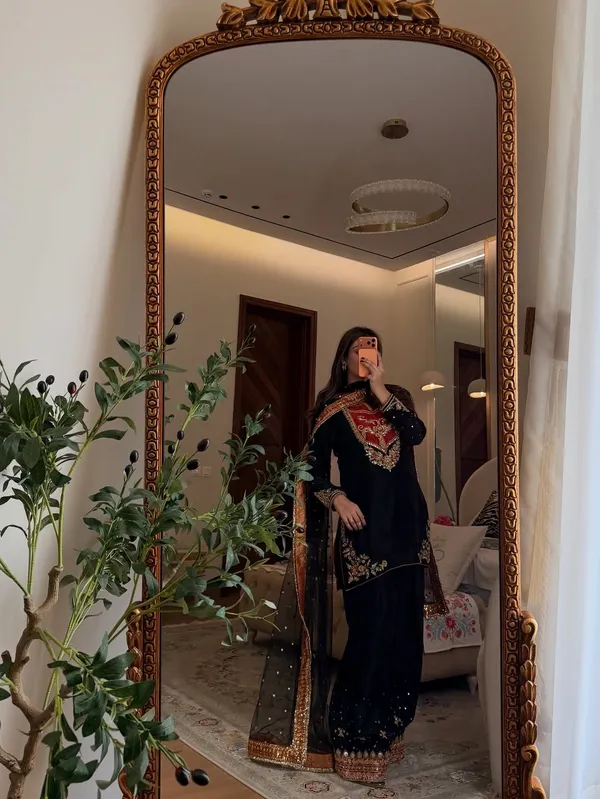 Black_Maska_Cotton_Embroidered_Kurta_With_Palazzo_&_Dupatta_For_Women
