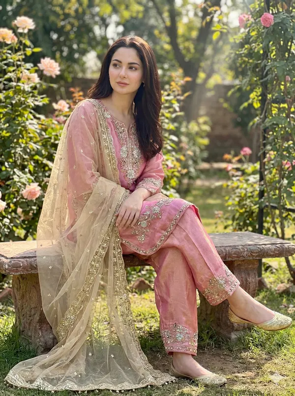 Dusty_Pink_Fendi_Silk_Embroidery_Designer_Kurta_With_Pant_And_Dupatta_For_Women