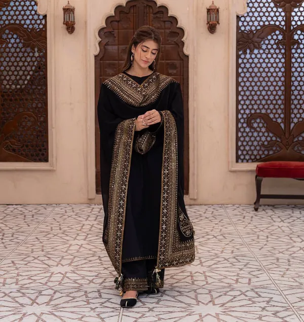 Elegant_Black_Designer_Party_Wear_Crepe_Silk_Kurti_Pant_Set_With_Heavy_Moti_Work_For_Women