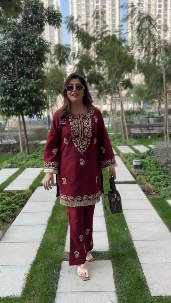 Elegant_Maroon_Designer_Slub_Rayon_Kurta_&_Bell_Bottom_Set_For_Women