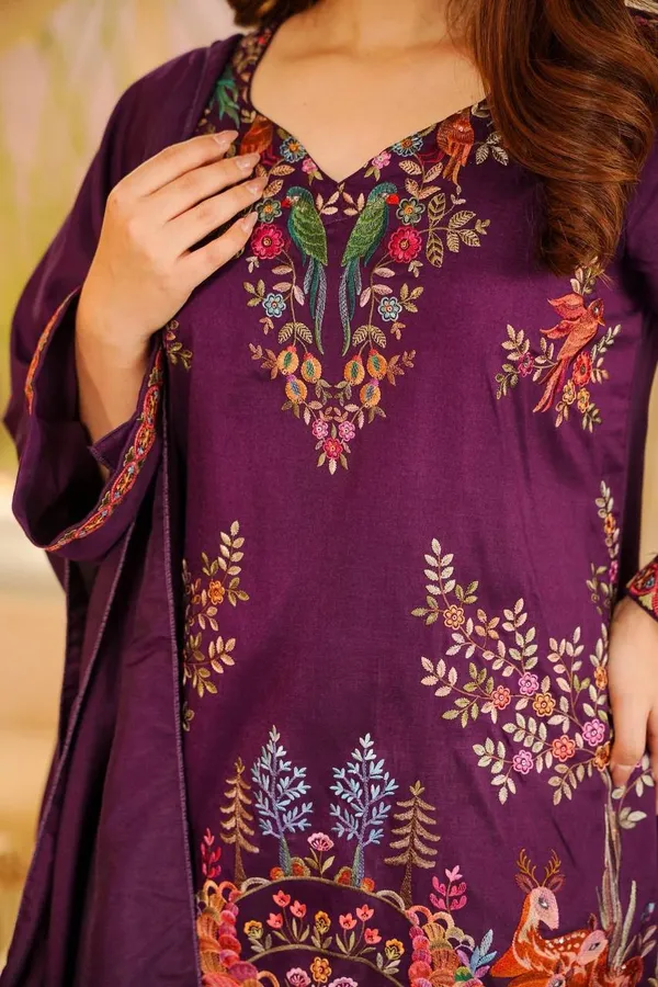 Elegant_Plum_Purple_Designer_Farshi_Palazzo_Suit_Set_With_Intricate_Thread_Work_For_Women