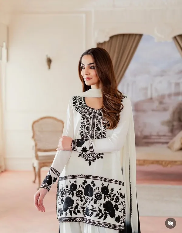 Farshi_Fit_Natural_Crepe_Embroidered_Top_Farshi_Palazzo_Set_With_Georgette_Dupatta