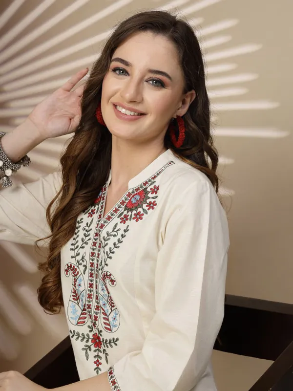 Ivory_Linen_Designer_A-Line_Kurta_With_Palazzo_For_Women