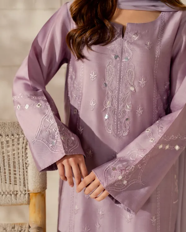 Lavender_French_Crepe_Embroidery_Work_Kurta_With_Pant_&_Dupatta_For_Women