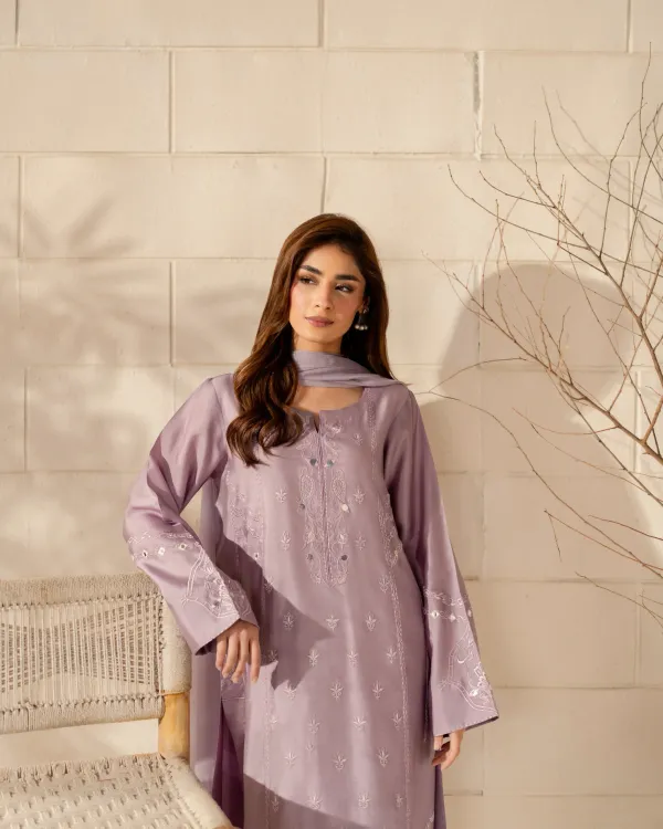 Lavender_French_Crepe_Embroidery_Work_Kurta_With_Pant_&_Dupatta_For_Women