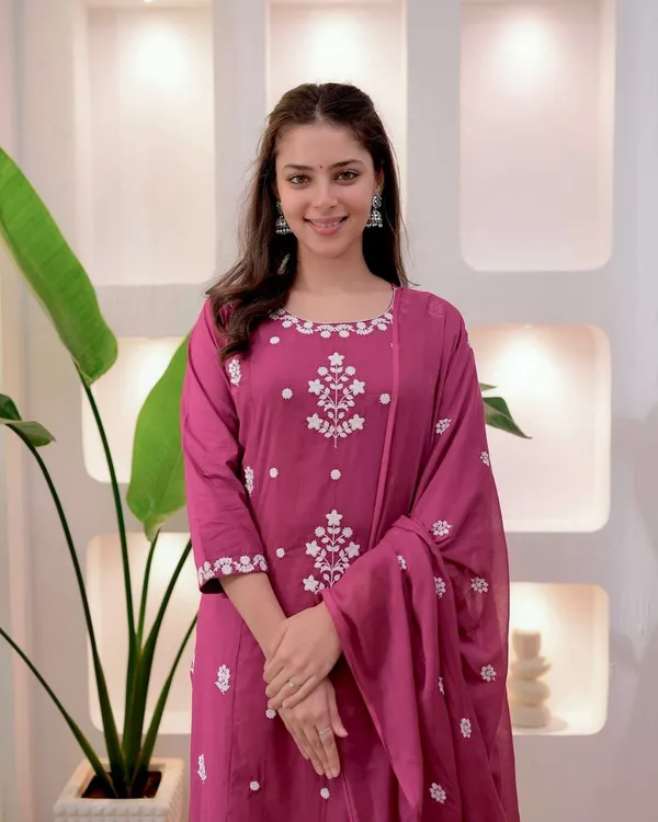 Pink_Rayon_Slub_Embroidered_Kurta_With_Pant_And_Chanderi_Dupatta_For_Women