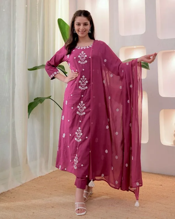 Pink_Rayon_Slub_Embroidered_Kurta_With_Pant_And_Chanderi_Dupatta_For_Women