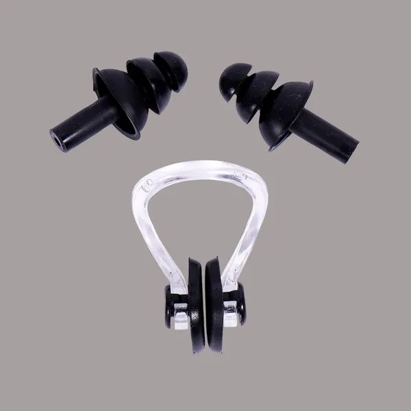 Black_Nose_Clip_&_Ear_Plugs_Set_For_Swimming_Suitable_For_Juniors_&_Adults