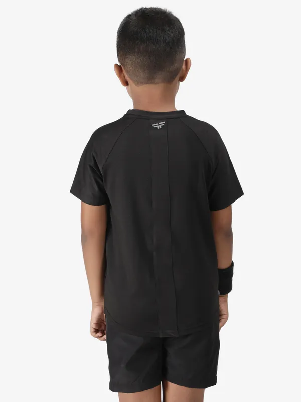 Black_Polyester_Sleeve_Razor_T_Shirt_For_Boy'S