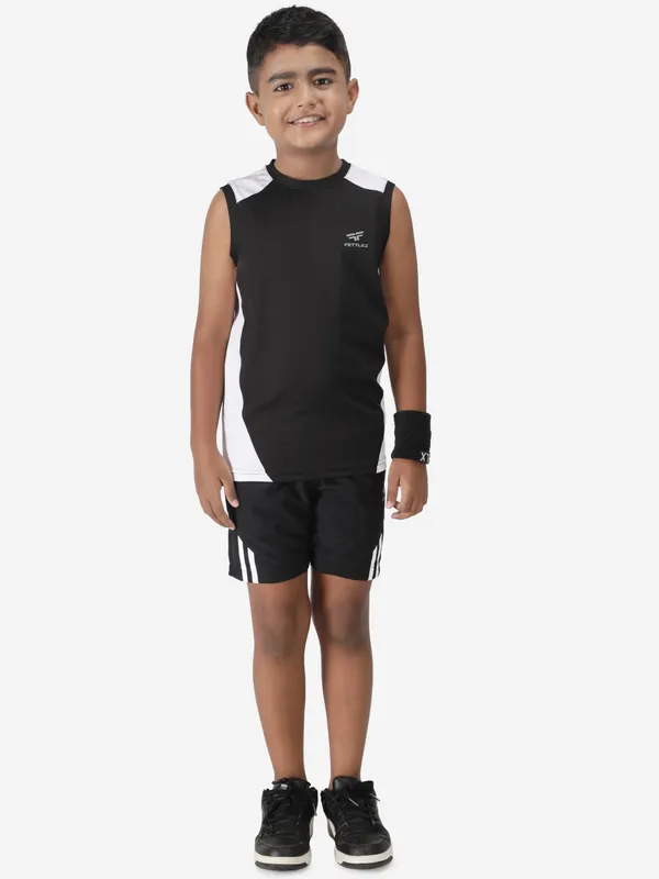 Black_Polyester_Sleeveless_Active_T_Shirt_For_Boy'S