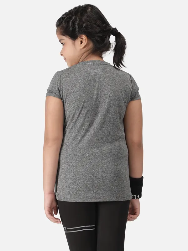 Dark_Grey_Polyester_Sleeve_Melange_Training_T_Shirt_For_Girls