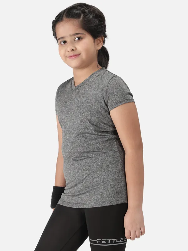 Dark_Grey_Polyester_Sleeve_Melange_Training_T_Shirt_For_Girls