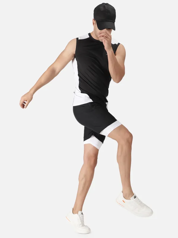 Black_Polyester_Double_Layer_Running_Saga_2In1_Shorts_For_Men