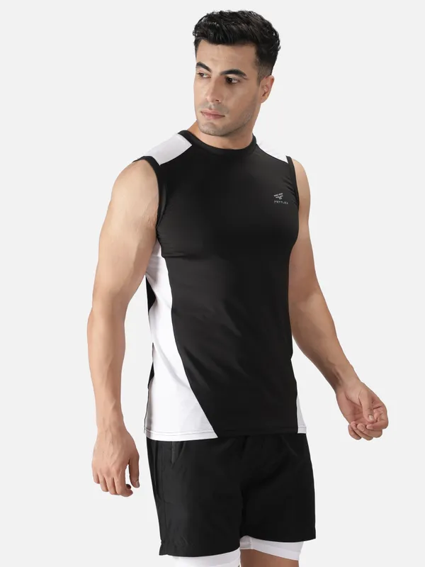 Black_Polyester_Sleeveless_Active_Tanktop_For_Men