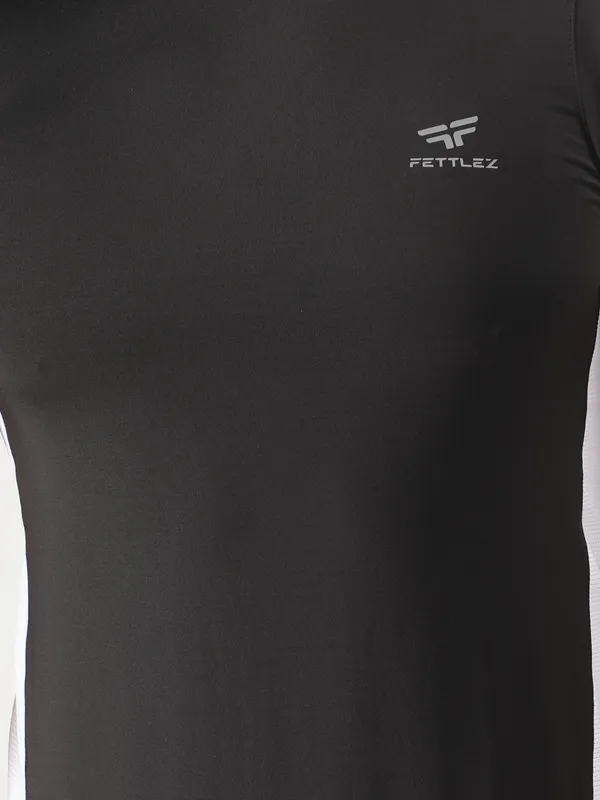Black_Polyester_Sleeveless_Active_Tanktop_For_Men