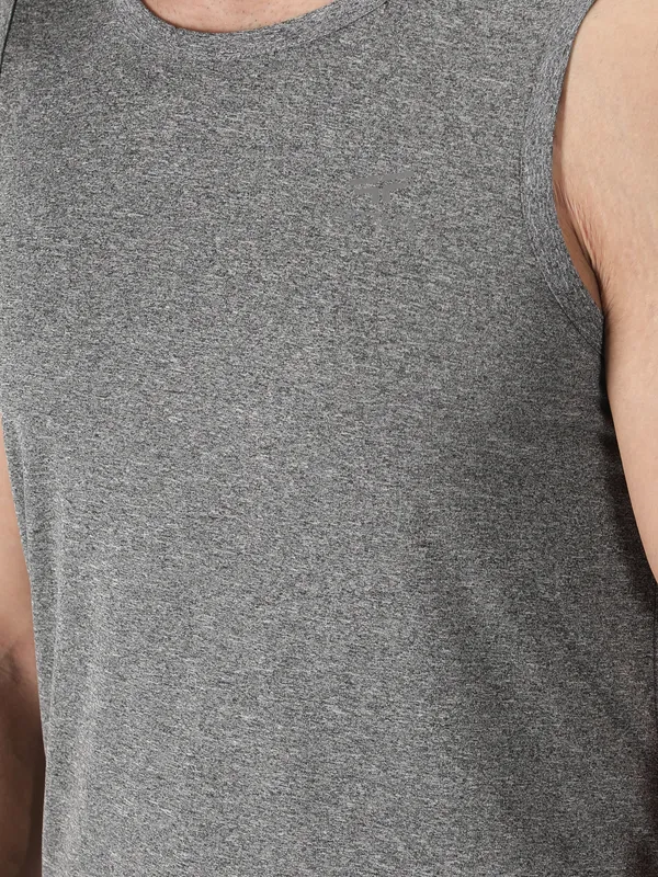 Dark_Grey_Polyester_Sleeveless_Melange_Tanktop_For_Men