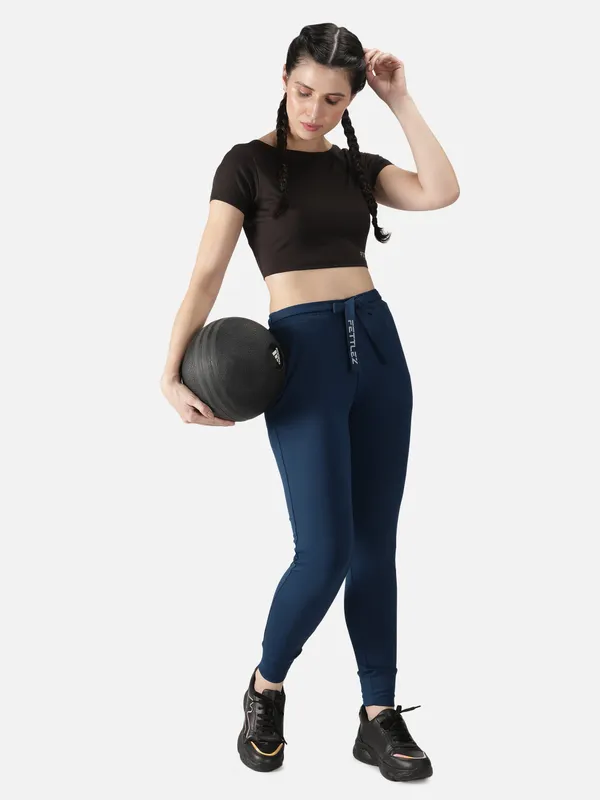 Classic_Blue_Polyester_Do-Knot-Jogger_Leggings_For_Women