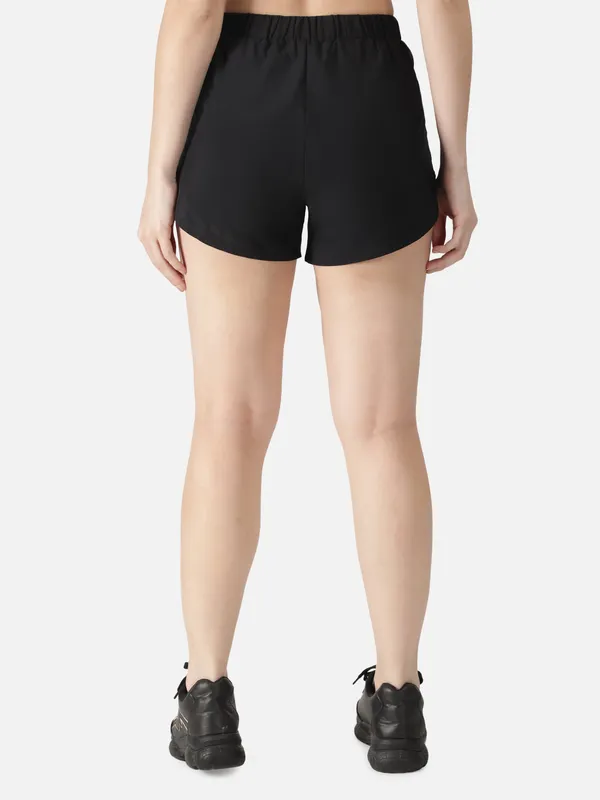 Black_Polyester_Double_Layer_Running_Gymwear_Core_2-In-1_Shorts_&_Leggings_For_Women