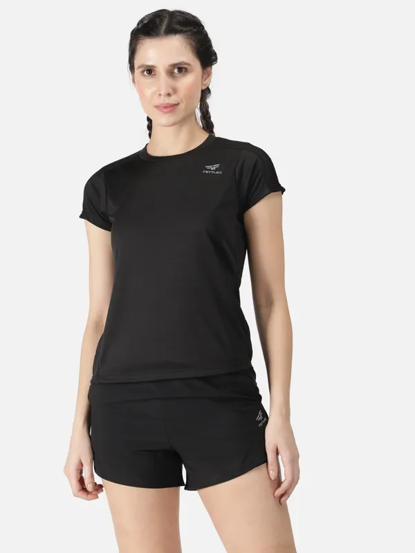 Black_Polyester_Sleeve_Rapid_Dry_Running_Women_Tshirt_For_Women