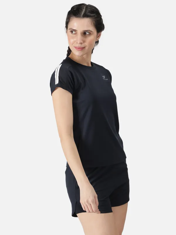 Black_Polyester_Sleeve_Rapid_Dry_Running_Women_Tshirt_For_Women