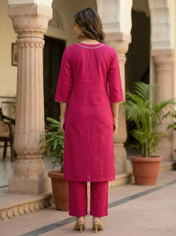 AM_Style_Rich_Rani_Pink_with_Printed_Neck_Detailing_
