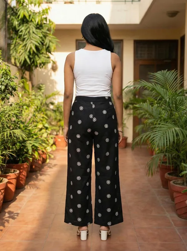 AM_Style_Women_black_embroidered_straight_Fit_Linen_Pant