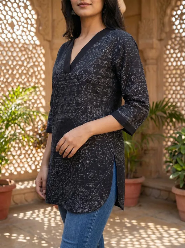 AM_Style_Black_printed_Short_Kurti