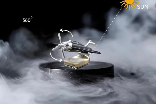 Silver_Trendy_Premium_Automobile_Showpiece