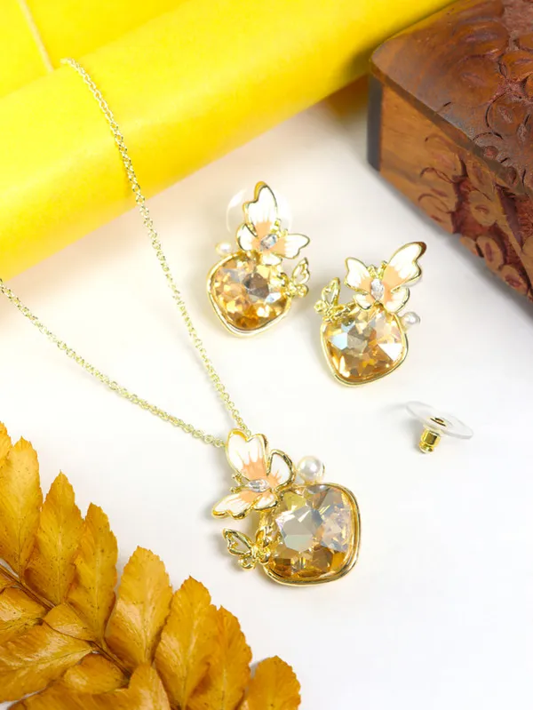 Multicolor_Stainless_Steel_18-Carat_Gold_Polish_Golden_Butterfly_Pendant_Set_For_Women
