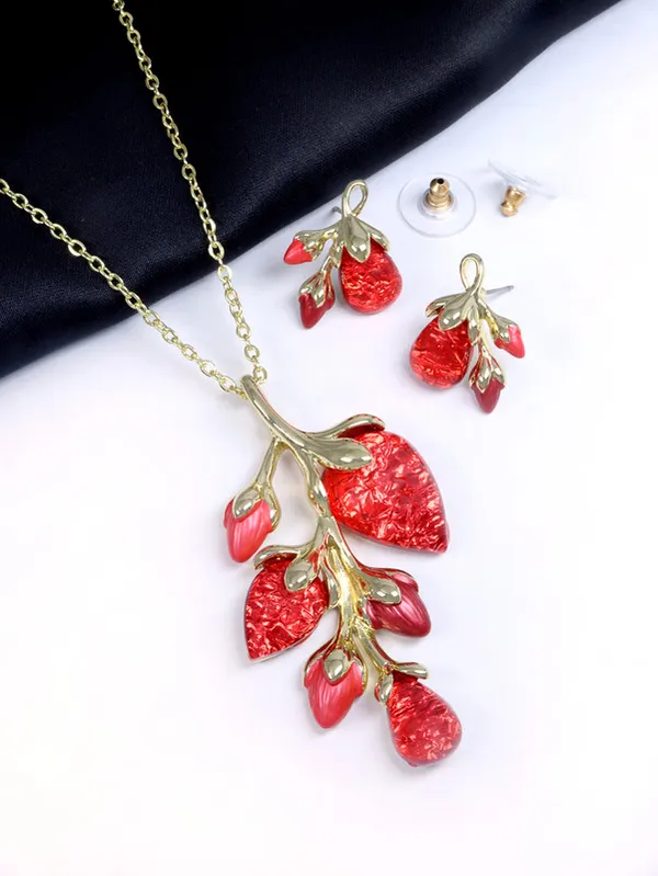 Multicolor_Stainless_Steel_18-Carat_Gold_Polish_Crimson_Bloom_Set_For_Women