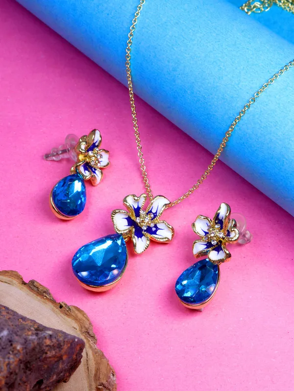 Multicolor_Stainless_Steel_18-Carat_Gold_Polish_Royal_Bloom_Set_For_Women