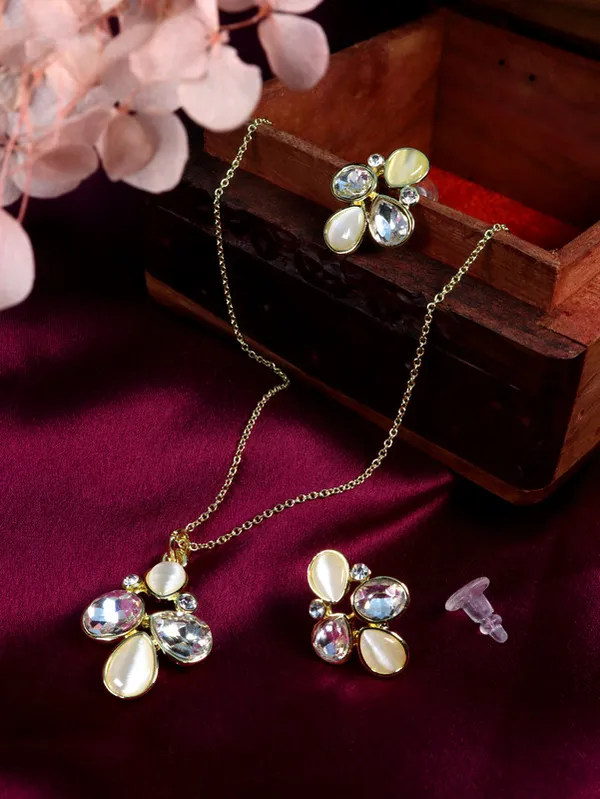 Multicolor_Stainless_Steel_18-Carat_Gold_Polish_Petal_Glow_Set_For_Women