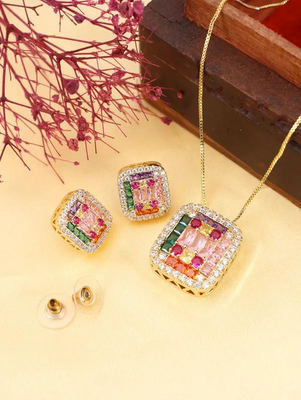 Multicolor_Stainless_Steel_18-Carat_Gold_Polish_Regal_Prism_Set_For_Women