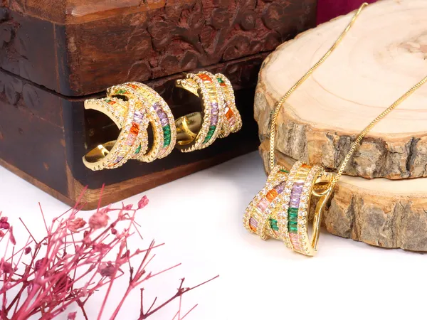 Multicolor_Stainless_Steel_18-Carat_Gold_Polish_Rainbow_Wave_Set_For_Women