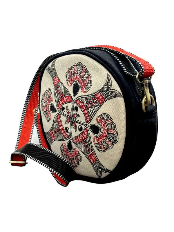Black_Recycled_Canvas_Premium_&_Elegant_Sling_Bag_For_Women