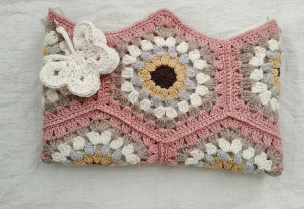 Pink_HexaBloom_Crochet_Sling_Bag