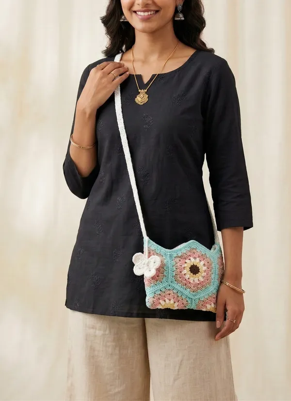 Green_HexaBloom_Crochet_Sling_Bag
