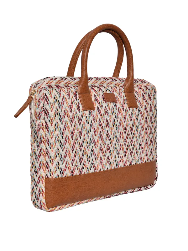 Multicolor_Cotton_Premium_&_Elegant_Laptop_Sleeve_For_Women