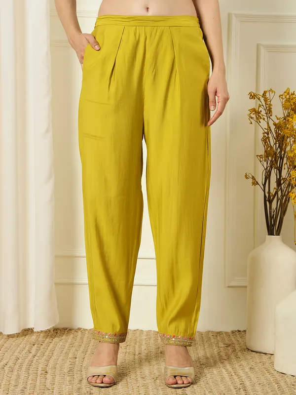 Lemon_Roman_Silk_Thread_Embroidered_Kurta_With_Pant_And_Dupatta_For_Women