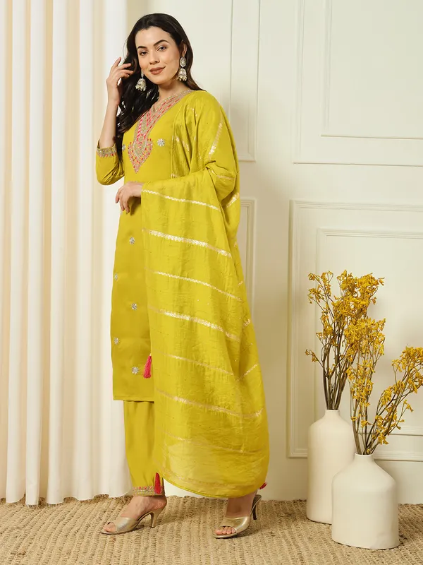 Lemon_Roman_Silk_Thread_Embroidered_Kurta_With_Pant_And_Dupatta_For_Women