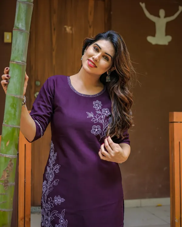 Deep_Wine_Cotton_Blend_Floral_Embroidered_Kurta_with_Pant_|_For_Women